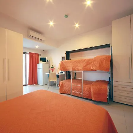 Hotel Incontro 3*