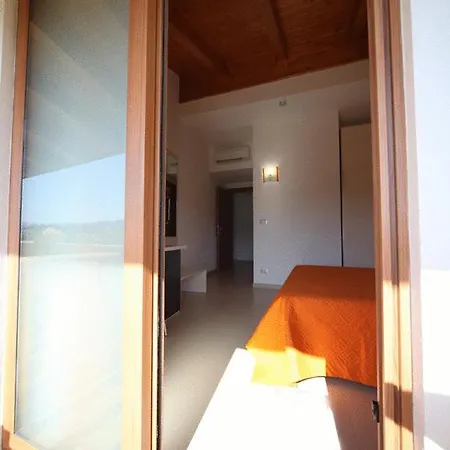 Hotel Incontro 3*