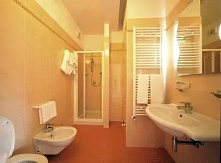 Incontro Hotel 3*