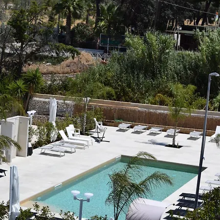 Incontro Hotel 3*